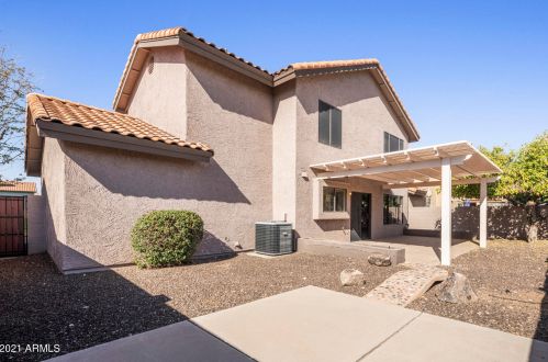 4523 Bluefield Ave, Phoenix, AZ 85032-1563