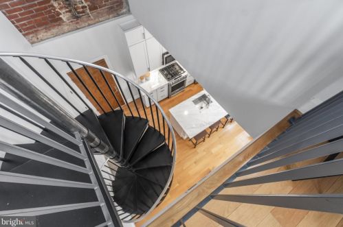 819 D St, Washington DC  20002-6125 exterior