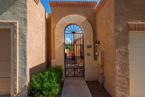 9753 2nd St, Tucson, AZ 85748-2755