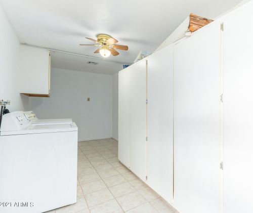 4045 Crocus Dr, Phoenix AZ 85032-5417 exterior