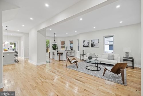 1353 Longfellow St, Washington DC  20011-7839 exterior