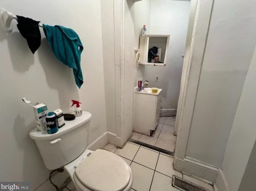 220 Hanover St, Trenton NJ exterior