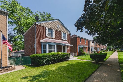 3317 58th Ct, Chicago, IL 60804-3815