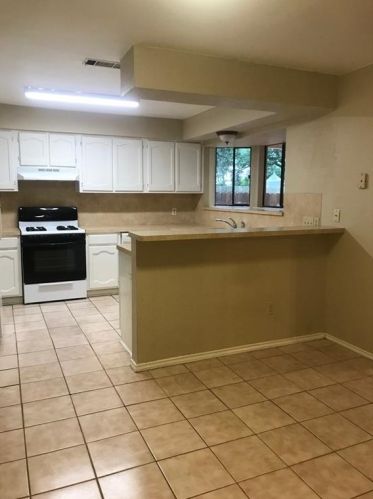 4214 Dauphine Dr, Austin TX  78727-5329 exterior