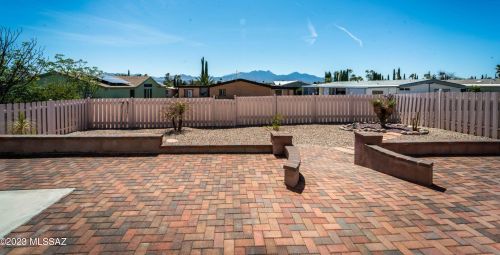 101 Mora Dr, Green Valley AZ 85614-4317 exterior