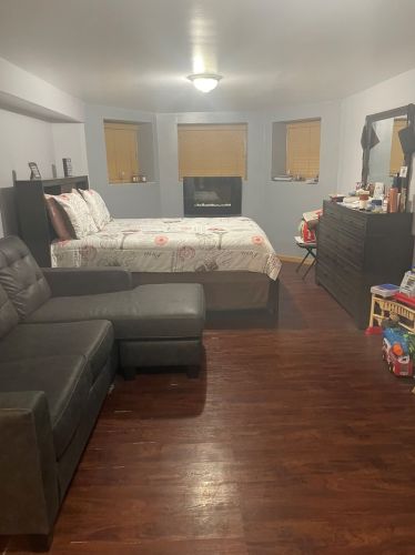 4101 Gladys Ave, Chicago IL 60624-2724 exterior