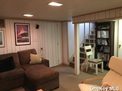 144 Carpenter St, Valley Stream NY 11580-4403 exterior