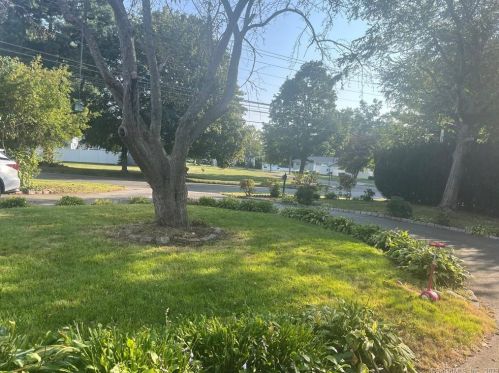 441 Anderson Ave, Milford, CT 06460-3706