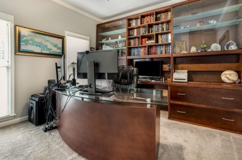 2884 Cravey Dr, Atlanta GA  30345-1420 exterior