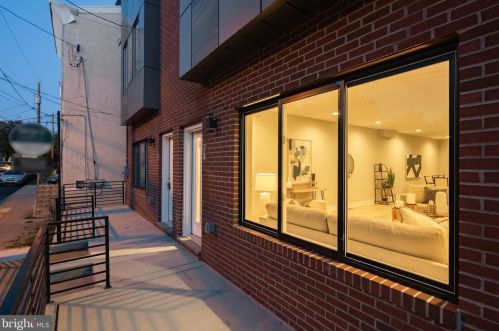 429 Lemonte St, Philadelphia PA 19128-4534 exterior