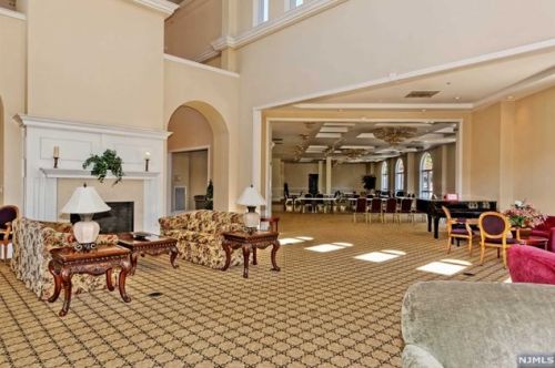 303 Cleveland Ln, Rockaway NJ 07866-5803 exterior