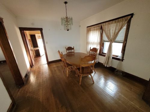 1449 Parkside Ave, Chicago IL 60651-1154 exterior