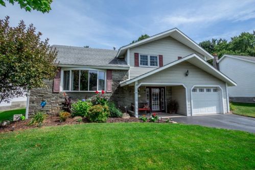 1029 St Lucille Dr, Schenectady, NY 12306-1022