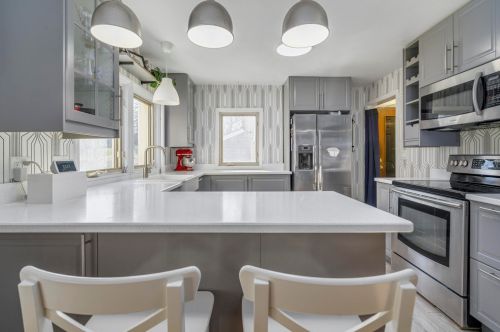 2318 Frederick Ave, Kalamazoo MI  49008-1625 exterior