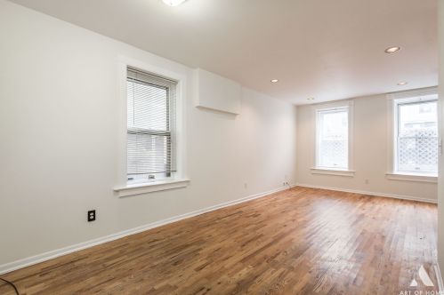 907 Racine Ave, Chicago IL 60643-5402 exterior