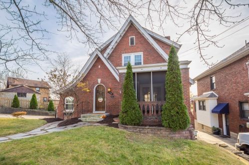 220 Parkside Ave, Pittsburgh, PA 15228-2406