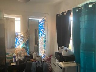 1252 45, Milwaukee WI 53210-2403 exterior