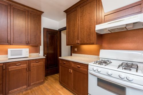 1425 Jenkinson Ct, Waukegan IL 60085-4670 exterior