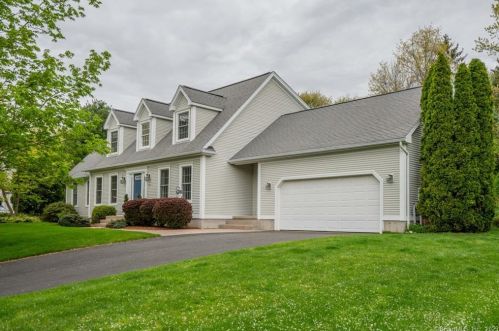 145 Carriage Way, Windsor, CT 06095-2007