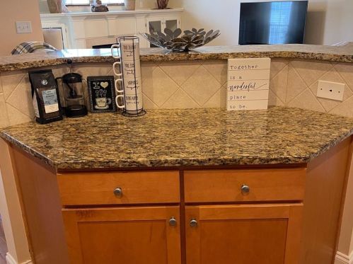 6436 Chariot St, Atlanta GA 30328-4298 exterior