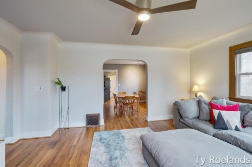 919 Leonard St, Grand Rapids MI 49504-4153 exterior