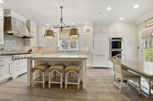 238 Clark St, Westfield NJ 07090-4012 exterior