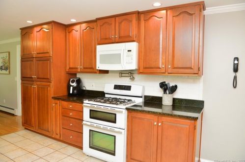 95 Mountain View Dr, Torrington CT 06791-1120 exterior