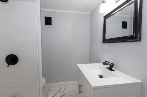 310 State Ave, Killingly CT 06241-2013 exterior