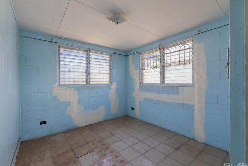 1428 Pua Ln, Honolulu HI 96817-3536 exterior