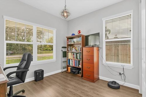 4728 Goddard Ave, Orlando FL 32804-1179 exterior