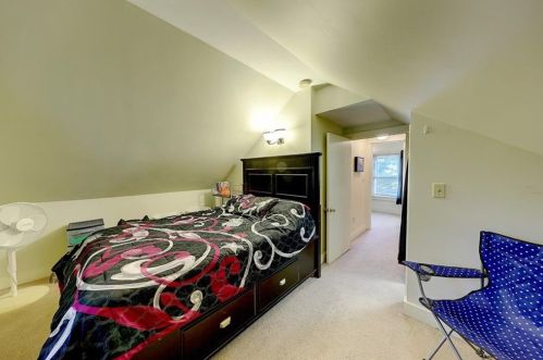 65 Preston St, Providence RI 02906-3817 exterior