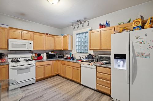 1936 Portage St, Kalamazoo MI 49001-5153 exterior