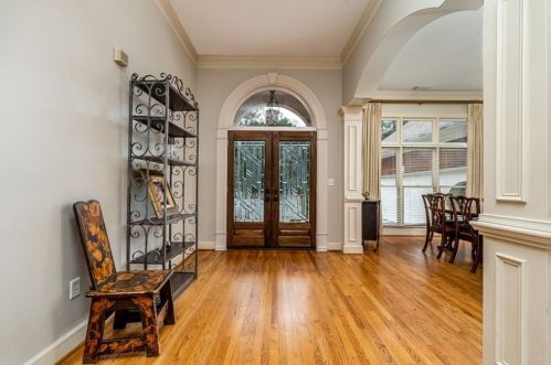 6961 Brandon Mill Rd, Atlanta, GA 30328-2032