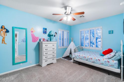 22034 55th St, Phoenix AZ  85054-7150 exterior