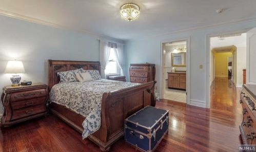 469 Saddle Riv Rd, Upper Saddle River NJ 07458-1774 exterior