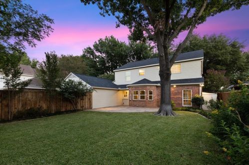 8911 Clayco, Dallas TX 75243-6362 exterior