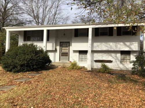 5 Louisiana Pkwy, Jackson Twp, NJ 08527-2143