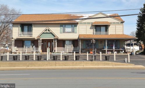 2453 Lincoln Hwy, Lancaster, PA 17602-1423