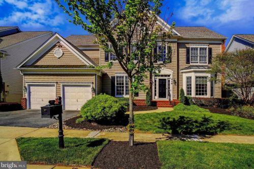 416 Long Trail Ter, Rockville MD  20850-7763 exterior