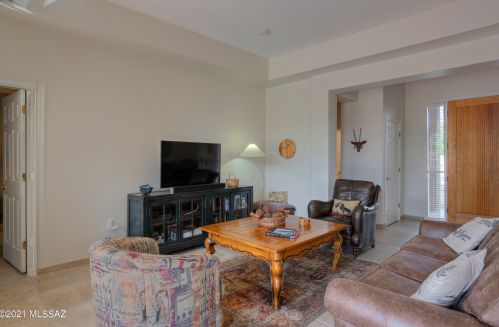 4707 Piccadilly Dr, Green Valley AZ 85622-5465 exterior