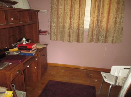 1109 Sperling Dr, Pittsburgh PA 15221-3052 exterior