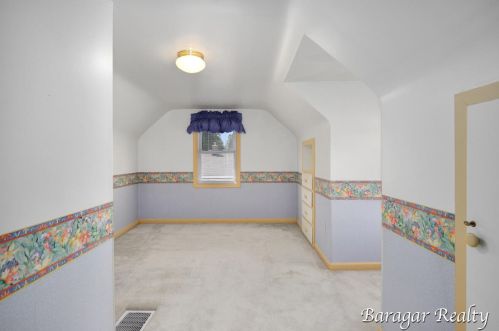 2900 Belknap Ave, Grand Rapids MI 49505-3304 exterior