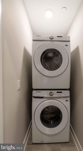 2019 Bodine St, Philadelphia PA  19122-1503 exterior