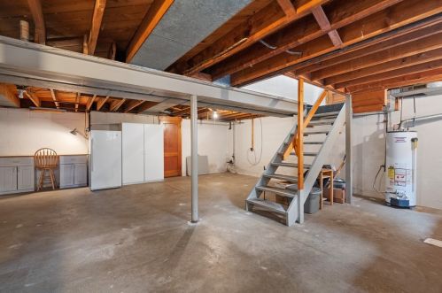 77 Observatory St, Manor PA 15665-9748 exterior