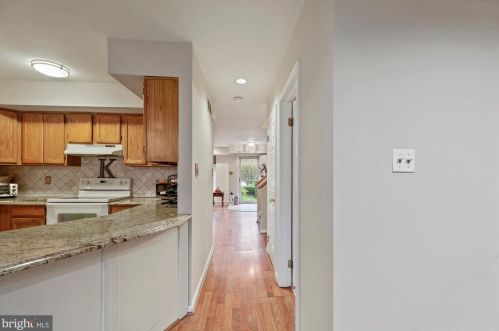 216 Northbrook Dr, Media PA 19063-5124 exterior