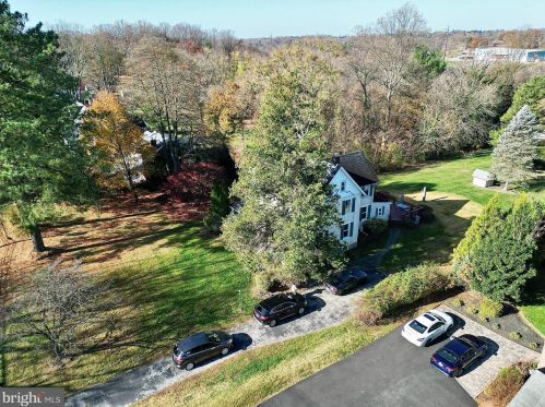 31 Glen Riddle Rd, Media PA 19063-5228 exterior