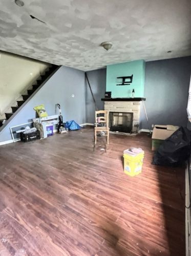 60 Lafferty Ave, Pittsburgh, PA 15210-1172