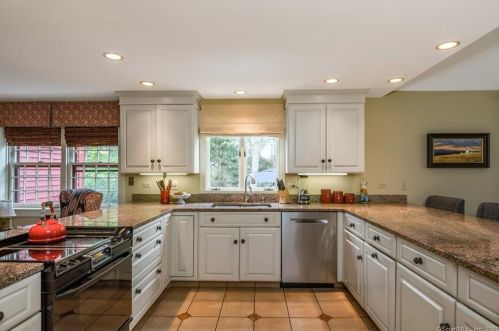 62 Rte 80, Deep River CT 06419-1429 exterior