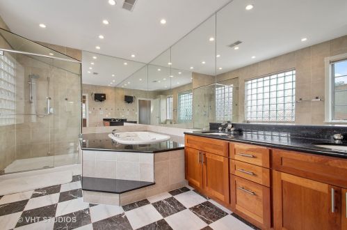 3363 Wallace St, Chicago IL 60616-3716 exterior