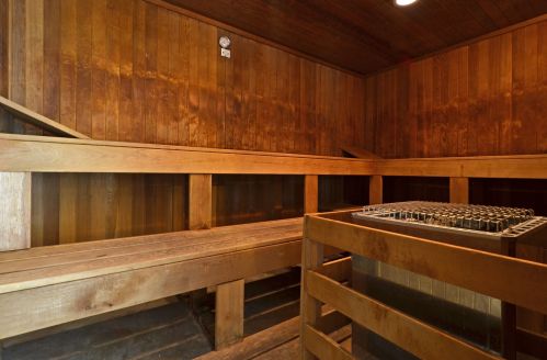 440 Wabash Ave, Chicago IL  60605-1209 exterior